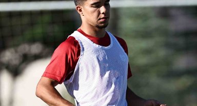 Sivasspor'da genç oyuncular sezonu açtı