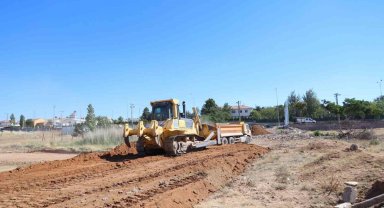 Aksaray Belediyesi mahallelerde imar yollarını açıyor