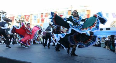 Eyüpsultan'da Uluslararası Halk Dansları Festivali