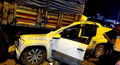 Samsun'da kamyonet tıra arkadan çarptı: 1 ölü, 1 ağır yaralı