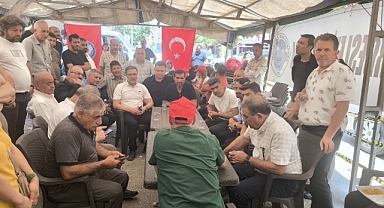 Ak Parti İl Başkanı Ayaz, İşçileri Ziyaret Etti