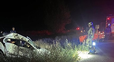 Ankara'da otomobil ile kamyon çarpıştı: 4 yaralı