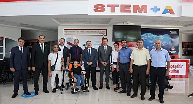Bahçeşehir Koleji'nden Engellilere Destek