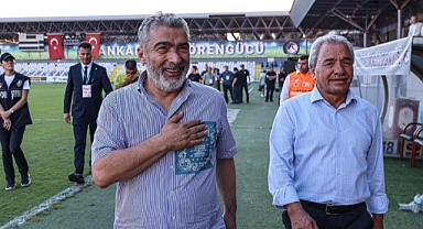 Cantürk Alagöz Futbolcuları Tebrik Etti, Taraftarı Selamladı