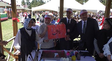 Erzurum'da Aile ve Sosyal Hizmetler İl Müdürlüğü Çocuk ve Gençlik Festivali coşkusu