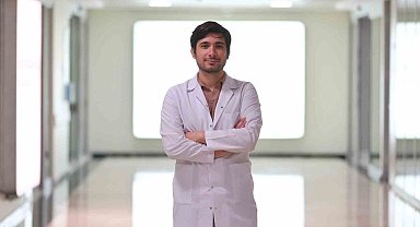 Halsizlik, baş ağrısı ve ateş; maymun çiçeği virüsünün belirtileri olabilir