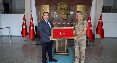 Jandarma Genel Komutan Yardımcısı Aykut Tanrıverdi’den Vali Ercan Turan’a Veda Ziyareti