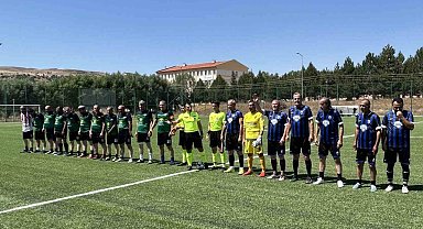 Özvatan'da 4'lü futbol turnuvası