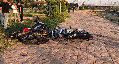 Park içinde 2 motosiklet çarpıştı: 3 yaralı