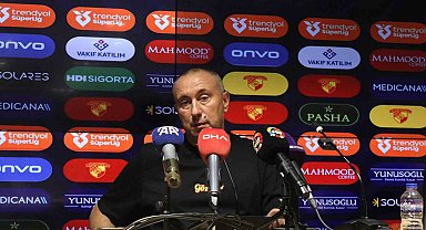 Stanimir Stoilov: "Sahada futbol savaşı yaşandı"
