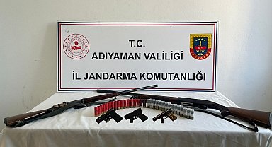 Şüpheli şahısların evlerinde silah ele geçirildi