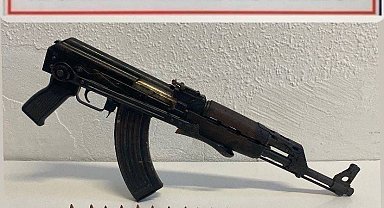 Tekirdağ'da bir evde Kalaşnikof ele geçirildi