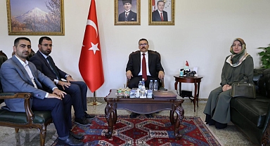 Vali Ercan Turan, Aralık İlçe Müftüsünü ve Yeni Yöneticileri Kabul Etti