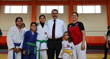 Vali Ercan Turan, Judo Sporcularını Ziyaret Etti