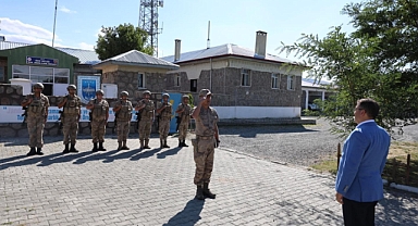 Vali Ercan Turan, Taşlıca Jandarma Karakolunu Ziyaret Etti