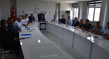 Vali Yardımcısı Akın Oruç'tan 2024-2025 Eğitim Yılı Hazırlık Toplantısı