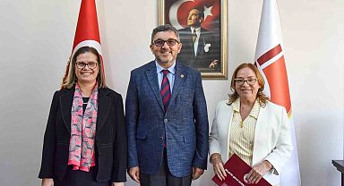 Doç. Dr. Alev Akpınar Borazan göreve başladı