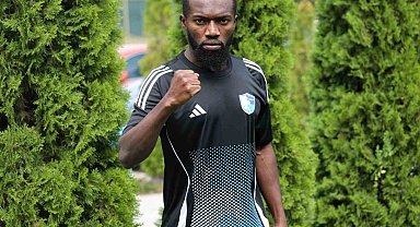 Erzurumspor FK, 7 futbolcuyla sözleşme imzaladı