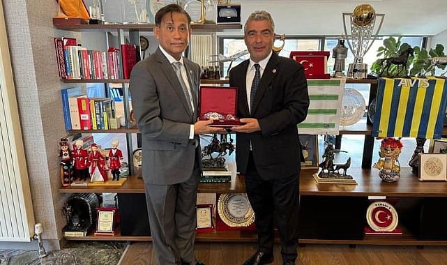 Filipinler Büyükelçisinden Milletvekili Alagöz’e Anlamlı Ziyaret