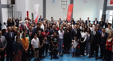 Gençler Sordu, Bakan Yardımcısı Eminoğlu Cevapladı