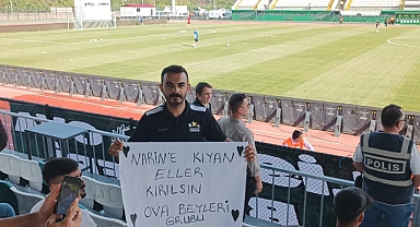 Iğdır FK Maçında Narine Uzanan Eller Kırılsın Pankartı Açıldı