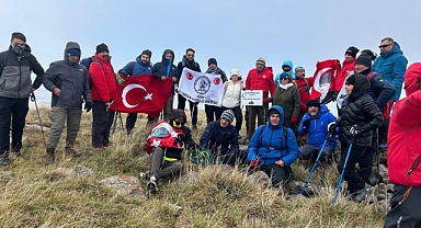 Iğdır'lı Dağcılar'dan Zirve Tırmanışı