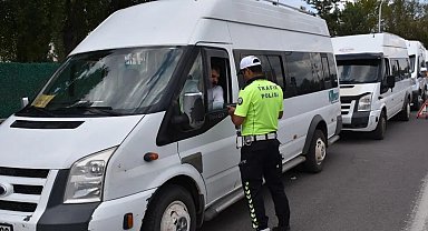 Kars'ta okul servisleri ve çevreleri denetlendi
