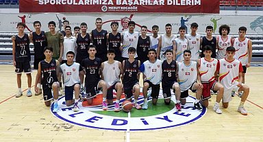 Kepez'de beş periyotluk dostluk