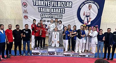 Körfez'in karate takımı Türkiye ikincisi oldu