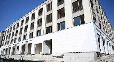 Malatya merkezde iş yerleri felaketin ikinci yılında teslim edilmeye başlanacak