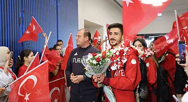 Metin Şahin: "Rekorları kırdık, tarih yazdık"