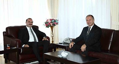 Rektör Hacımüftüoğlu: "İş birliği ve ortak çalışma kültürü önemli"