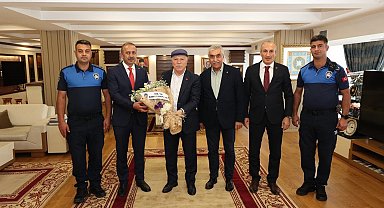 Sekmen; "Zabıta personelimizi yürekten kutluyorum"