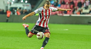 Taylan Antalyalı, Bodrum FK'ya kiralandı