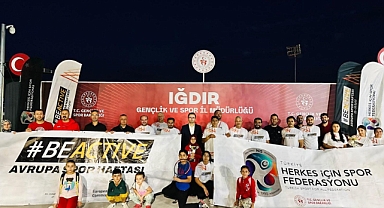 Tenis Şampiyonları Madalyalarına Kavuştu