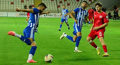 TFF 2. Lig: Karaman FK: 2 - Arnavutköy Belediyesi Futbol SK: 2