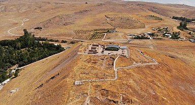 Urartu tarihine ışık tutuna 36 yıllık kazı
