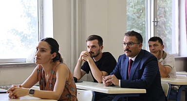 Vali Ercan Turan'dan “Türkiye Yüzyılı Maarif Modeli” Seminerlerine Ziyaret