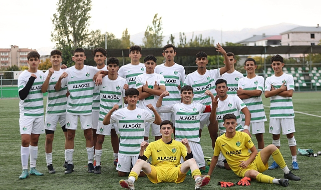  Alagöz Holding Iğdır FK’ u17 ve u15 takımları haftayı galibiyet ile kapattı.