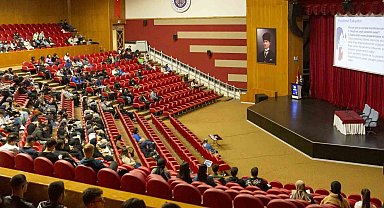 Atatürk Üniversitesi'nde oryantasyon programı devam ediyor