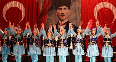 Azerbaycan’ın Bağımsızlık Günü Iğdır’da Coşkuyla Kutlandı
