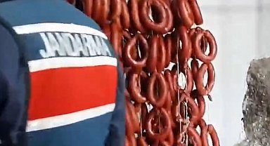 Gıda sahtekarlarına yönelik operasyon: 75 TL'ye sucuk yapan şahıs yakalandı