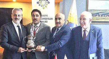 Tanfer: "Kent konseyleri şehirlerin gelişmesine katkı sunuyor"