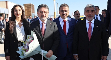 Tarım ve Orman Bakanı Yumaklı Iğdır'da