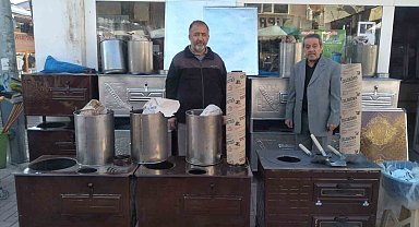 Tercan'da havalar soğudu sobalar satışa çıkarıldı