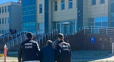 Uyuşturucu ticaretinden 17 hapis cezası vardı: Polis kıskıvrak yakaladı