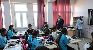 Vali Ercan Turan’dan Bulakbaşı İlkokulu’na Ziyaret