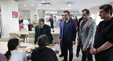 Vali Ercan Turan’dan Kız Öğrenci Yurduna Ziyaret