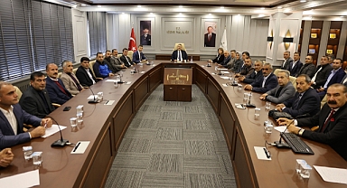 Vali Ercan Turan, Muhtarlarla Bir araya geldi