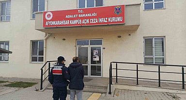 15 yıl 2 ay hapis cezası ile aranan şahsı jandarma yakaladı